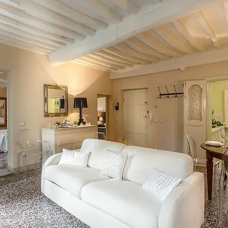 Stellario Apartment